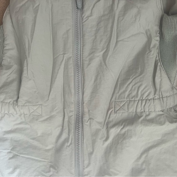 profile women’s small one piece 100% insulated snowsuit - Picture 6 of 7